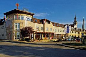 Hotel CENTRO Hustopeče